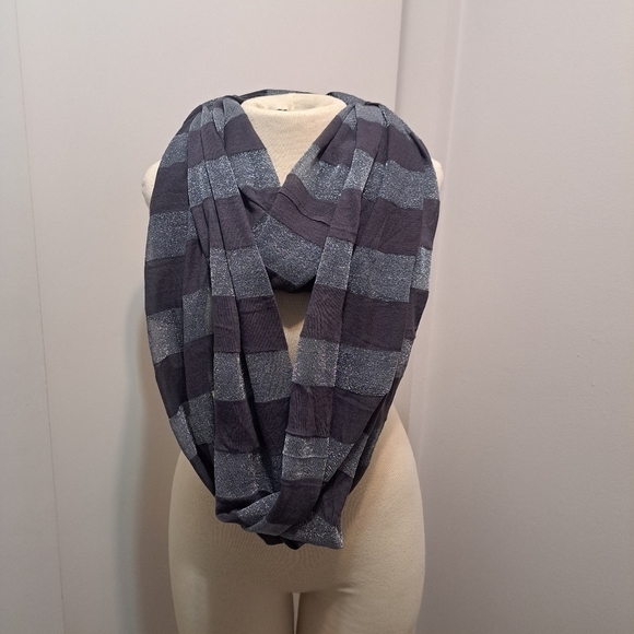 Ann Taylor LOFT Metallic Striped Infinity Scarf - Picture 1 of 12
